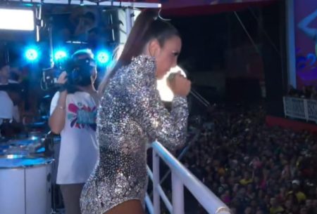 Ivete Sangalo faz alerta a prefeito após ele ser chamado de “delícia” por Anitta