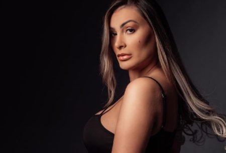 Após divórcio, Andressa Urach revela que já está apaixonada e entrega rapaz