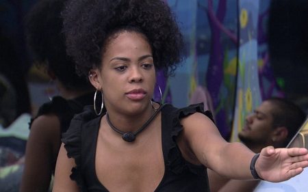 BBB 2023: Marvvila faz flagra íntimo surpreendente entre Fred e Larissa