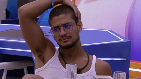 BBB 2023: Gabriel Santana dá aviso para Fred Nicácio sobre cuidado com rival