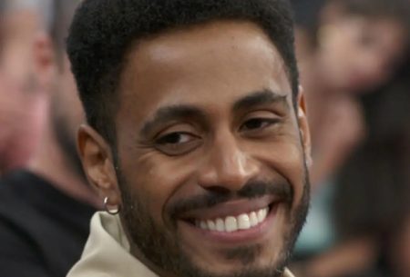 Ícaro Silva é flagrado aos beijos com ex-The Voice Brasil