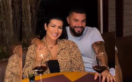 Naldo choca ao revelar relações íntimas com Moranguinho em números