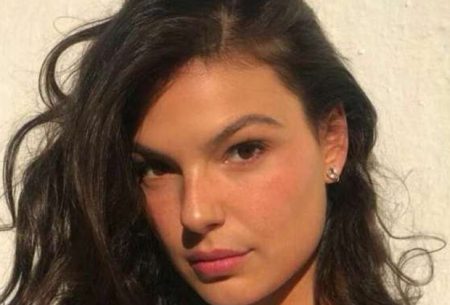 Isis Valverde é flagrada com ex de cantora famosa