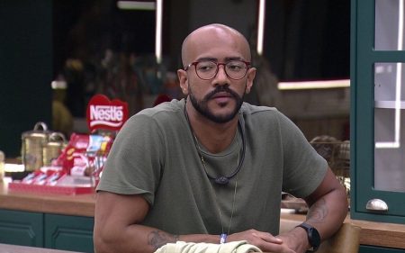 BBB 2023: Ricardo briga com Bruna Griphao, rompe de vez com grupo e troca de quarto