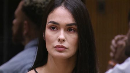 BBB 2023: Larissa é eliminada ao estrear no paredão e toma atitude após derrota