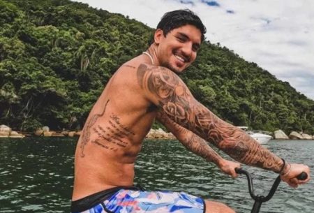 Gabriel Medina engata affair com estilista de Portugal