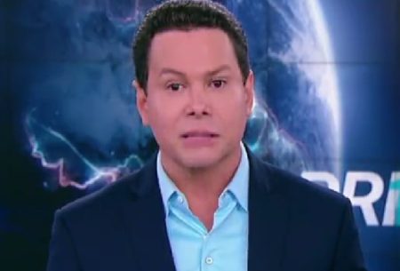 Marcão do Povo surpreende e chora ao vivo no SBT por causa de polêmica com Ludmilla