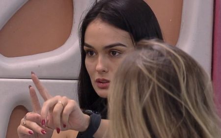 BBB 2023: Larissa revela que quer ver aliada no próximo paredão e a deixa chocada