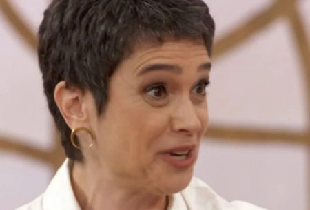 Sandra Annenberg tem reação emocionante após atitude ao vivo da Globo