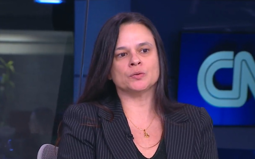 Janaina Paschoal estreia na CNN com quebra-pau ao vivo em defesa de Bolsonaro