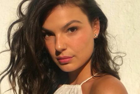 Isis Valverde procura casa para morar com novo amor nos Estados Unidos