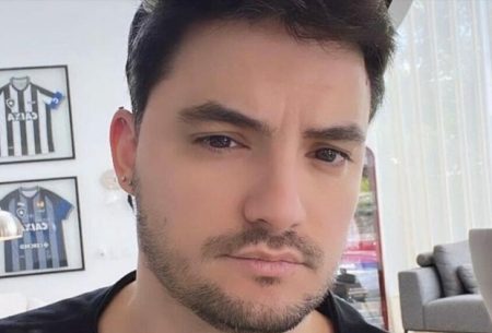 Felipe Neto é escolhido como Judas em ataque ao lado de ministros do STF