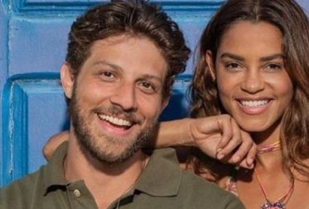 Chay Suede e Lucy Alves surgem coladinhos em festa e web reage chocada