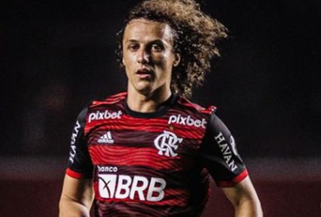 David Luiz se envolve em polêmica com modelo do OnlyFans, nega situação e jovem rebate