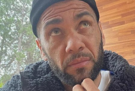 Daniel Alves recebe visita inesperada na cadeia e detalhes são revelados