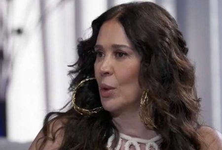 Claudia Raia apresenta filho na TV e expõe momento difícil que viveu: “Tomei remédio”