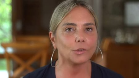 Após 25 anos, Heloísa Périssé é alvo de atitude inesperada da Globo