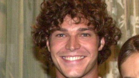 No ar em Mulheres Apaixonadas, Erik Marmo revela se pensa em voltar a atuar no Brasil