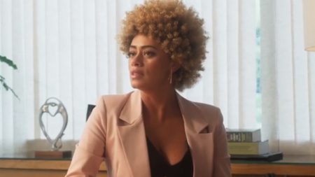 Vai na Fé: Valéria coloca Ben contra a parede sobre romance