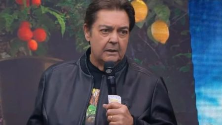 Faustão reage após transplante, emociona com recado e entra em nova fase do tratamento