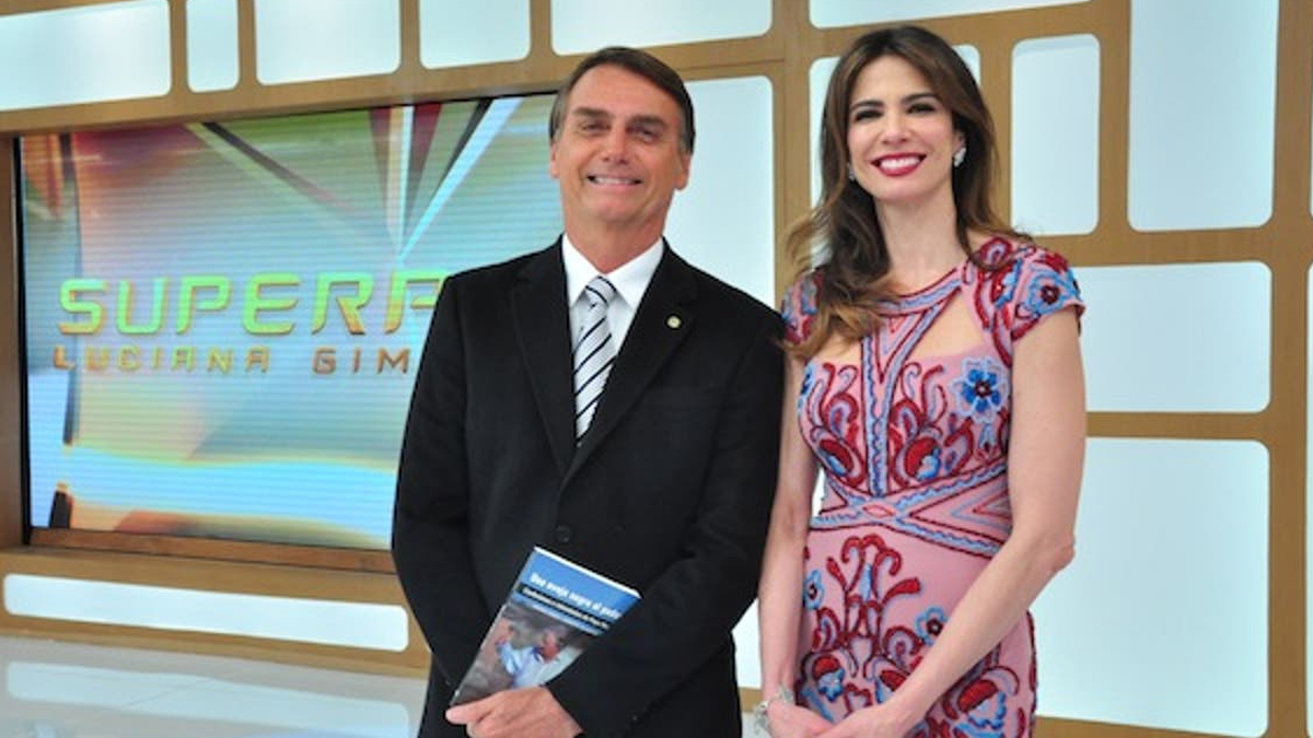 Luciana Gimenez volta a falar sobre ter ajudado Bolsonaro na RedeTV! a se eleger