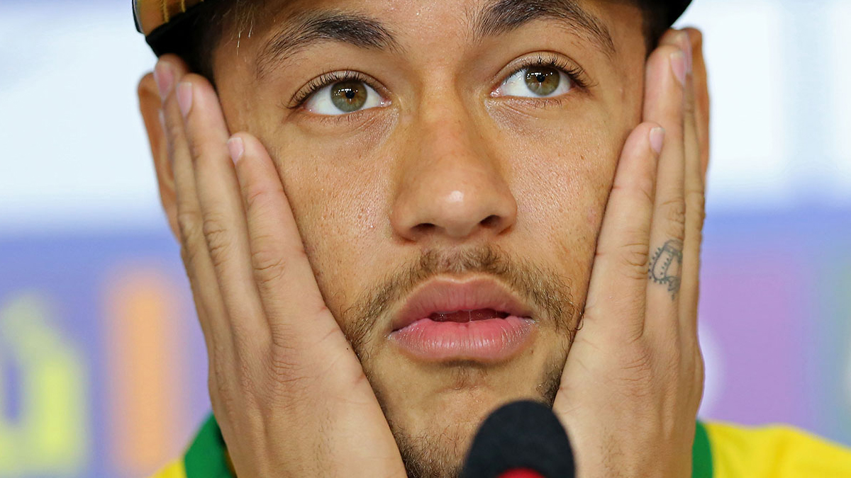 Neymar curte clipe sensual de cantora e web cai em cima: “Odeia a namorada”