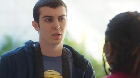 Vai na Fé: Após descoberta, Rafa tem atitude chocante contra Kate