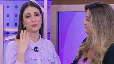 Chris Flores é pega de surpresa com atitude das filhas de Palmirinha e chora no SBT