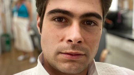 Rafael Vitti deixa fãs desesperados ao sofrer acidente no mar