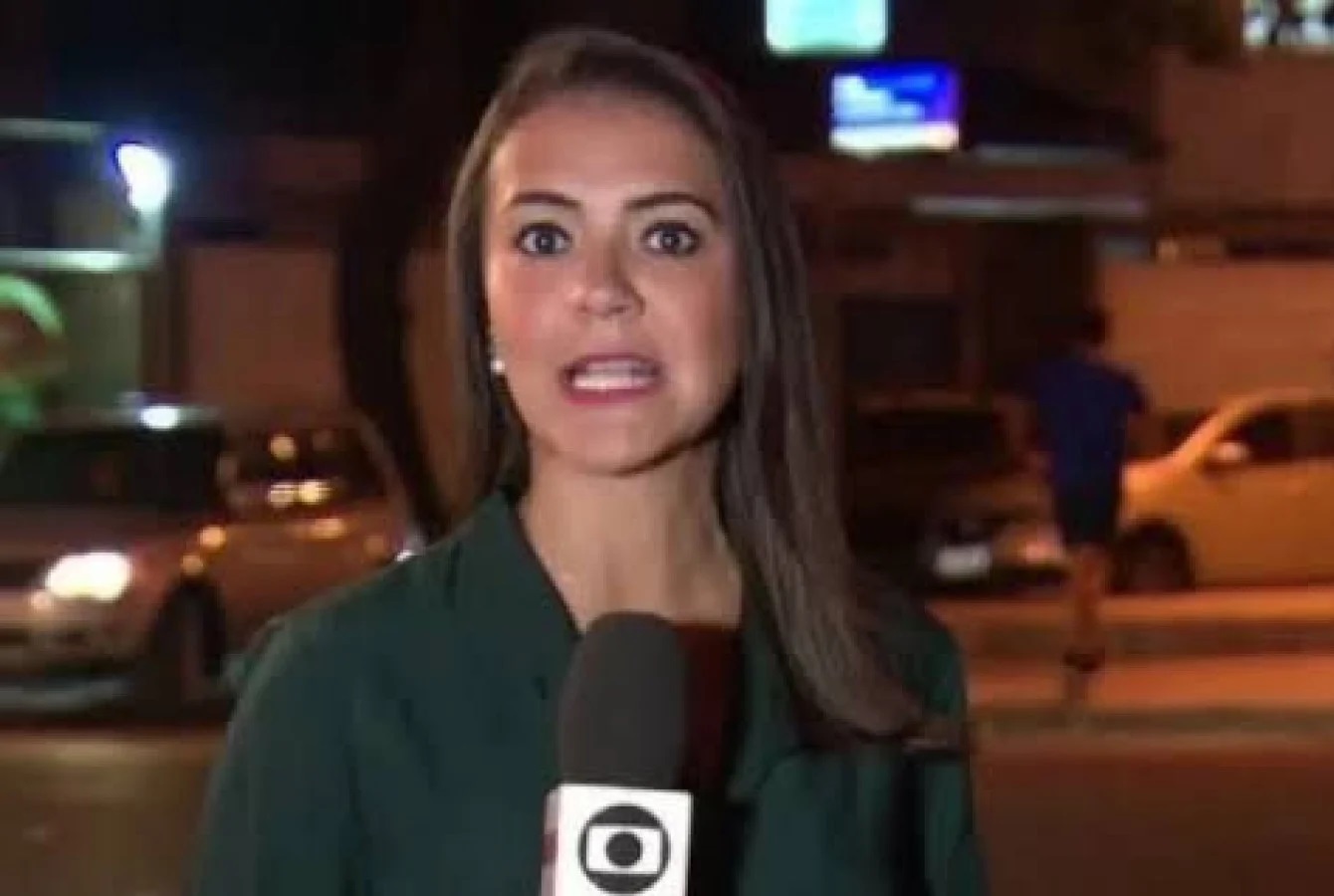 Um mês após demissão polêmica, Lívia Torres reaparece ao vivo na Globo