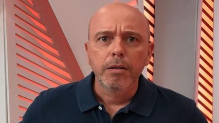 Alex Escobar revela atitude chocante de mulher em sua frente durante entrevista