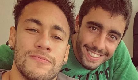 Sophia Barclay entrega detalhes chocantes de suruba com Neymar e Pedro Scooby