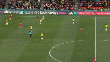 SporTV bate a concorrência e atinge audiência histórica com estreia do Brasil na Copa