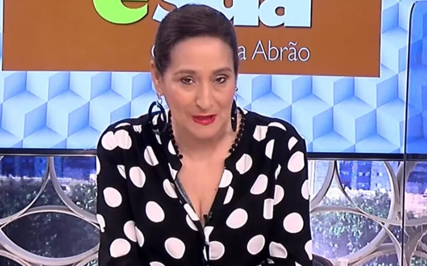 Sonia Abrão confessa desejo que possui envolvendo Rachel Sheherazade