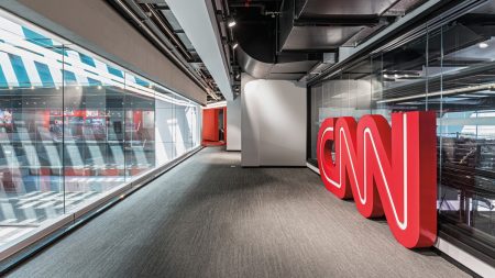 CNN Brasil enfrenta dilema após anúncio de demissões antes de encerrar o ano