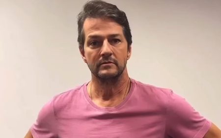 Marcelo Serrado surpreende ao receber convite para participar de novela da Globo