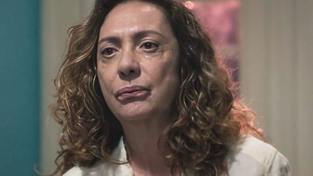 Terra e Paixão: Agatha confessa o que aconteceu com terceiro filho