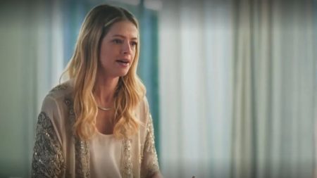 Com personagem grávida em Terra e Paixão, Agatha Moreira revela se pensa em ter filhos