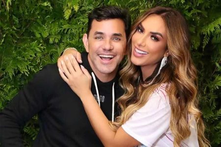 Nicole Bahls explica discrição na vida pessoal e comenta novo relacionamento