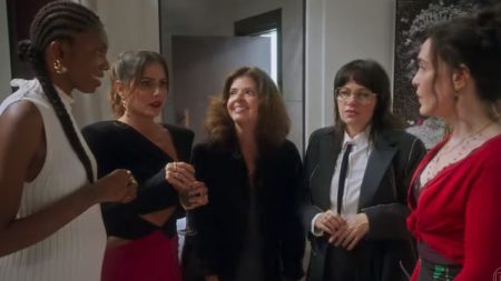 Elas por Elas traz referências de obras de Cassiano Gabus Mendes