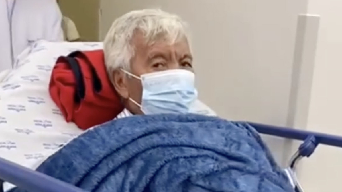 Roque, assistente de palco de Silvio Santos, é internado às pressas em  hospital de SP
