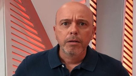 Alex Escobar recorda profissão inacreditável antes de trabalhar na Globo