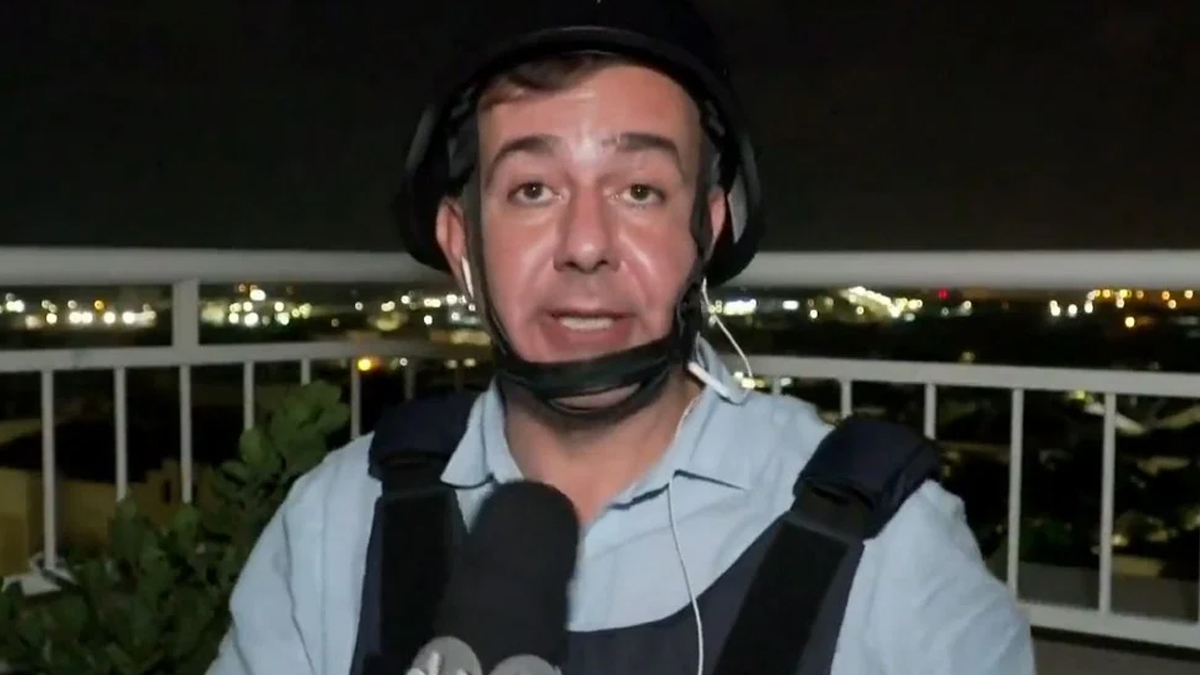 Repórter do SBT é supreendido por míssil em gravação em Israel e se desespera