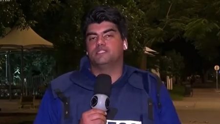 Repórter da Record é alvo de soldados em Israel e faz relato