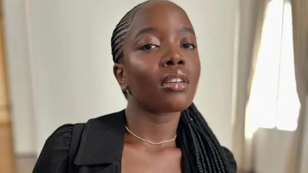 Após sucesso em Vai na Fé, Clara Moneke entra na mira da Globo para nova novela