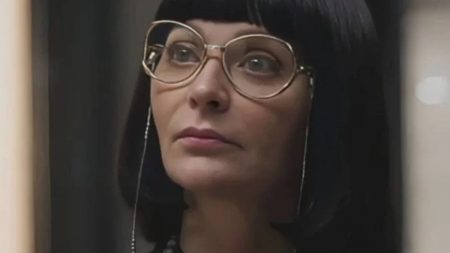 Alexandra Richter confessa dificuldade que passou em Terra e Paixão: “Intenso”