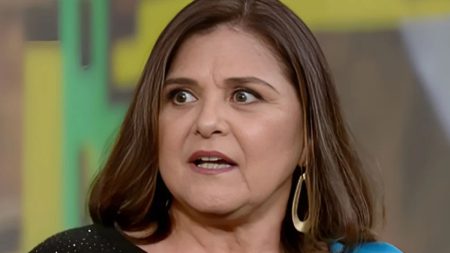 Por que Elizangela não usava sobrenome e foi excluída de novela da Globo?
