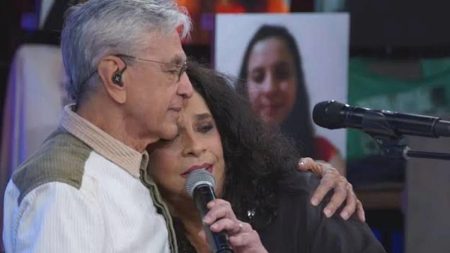 Caetano Veloso lembra 1 ano da morte de Gal Costa e não esconde a emoção