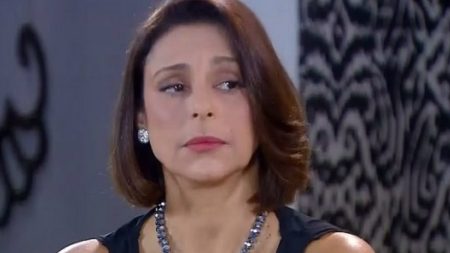 Giovanna Gold expõe problemas com público infantil após novela do SBT