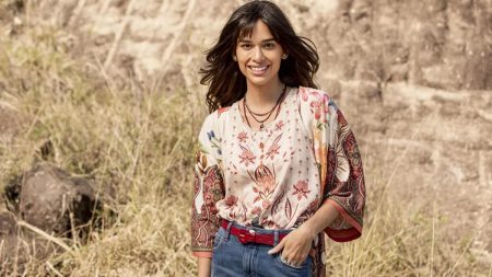 Theresa Fonseca celebra papel polêmico em Renascer: “Grande presente”